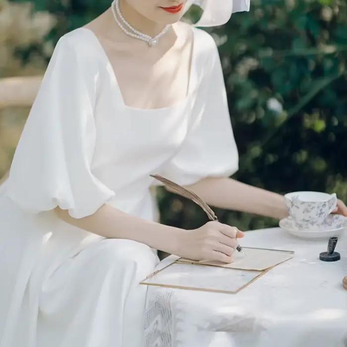 Robe de mariée légère avec col carré et manches à bulles Super féeriques de Style forêt