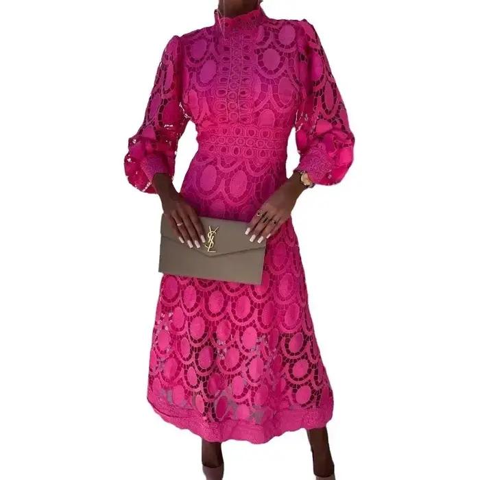 Robe longue amincissante en dentelle