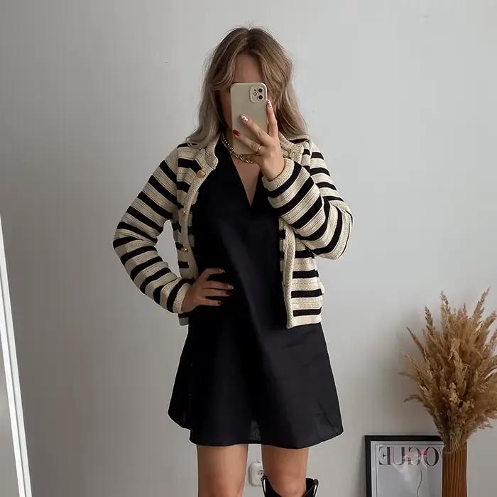 Robe en viscose et lin pour femmes, col en V, sans manches, élégante et décontractée, idéale pour les soirées estivales et les occasions spéciales