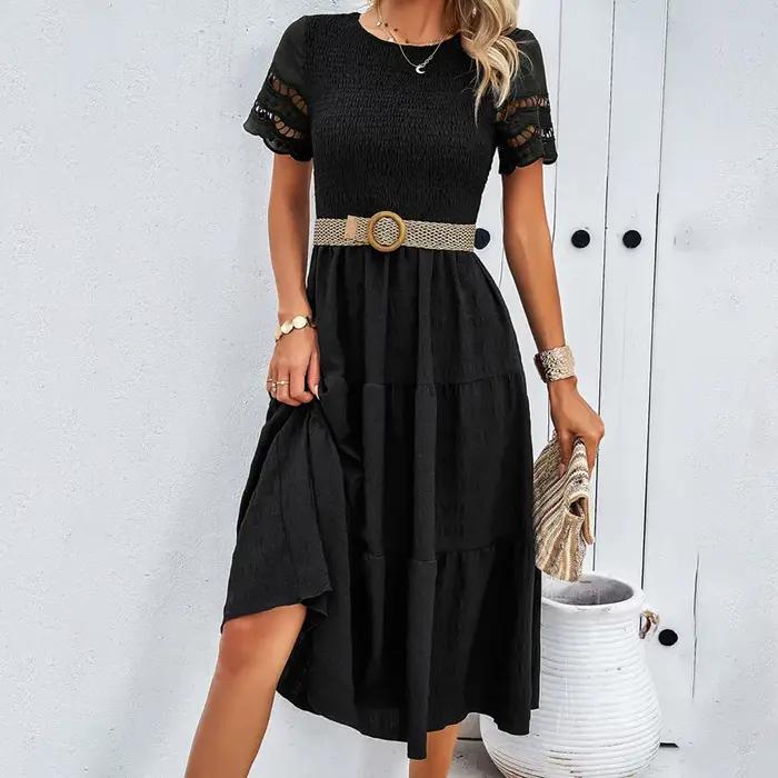 Robe en dentelle évidée à manches courtes pour femmes