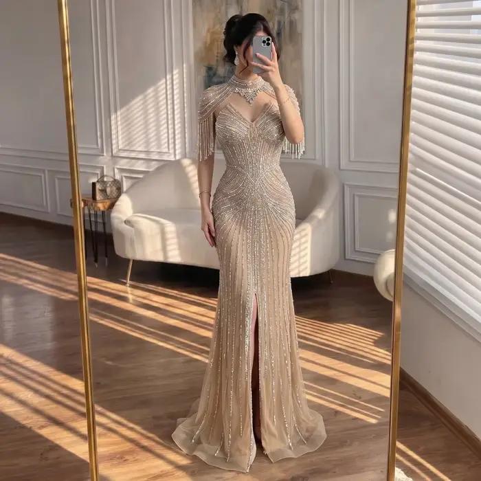 Robe de soirée sirène nude personnalisée Serene Hill 2026 avec cape à franges perlées détachable
