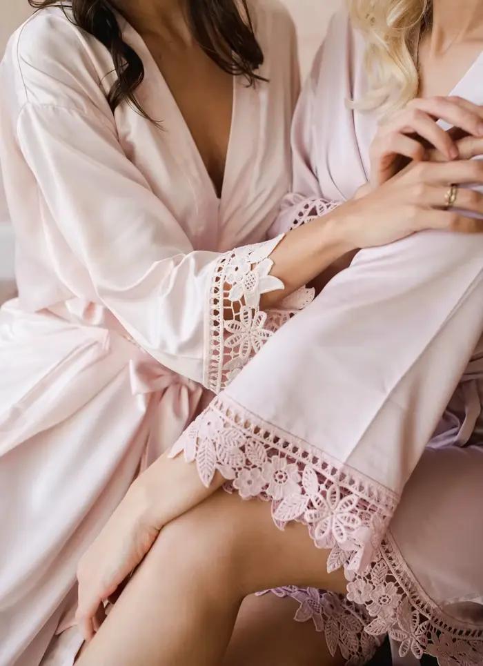 Robe de Demoiselle d'Honneur Personnalisée en Dentelle