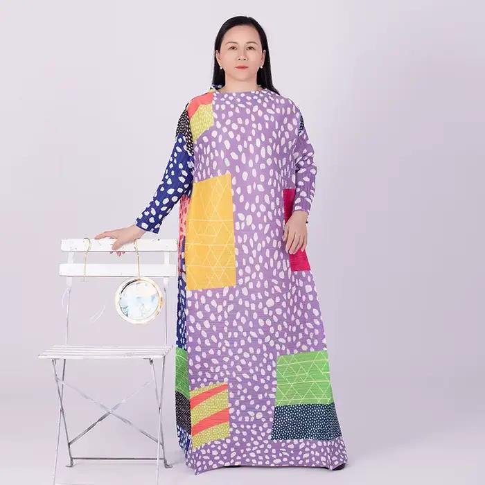 Robe plissée léopard à manches longues et col rond pour femmes