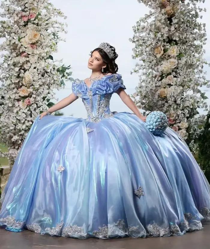 Bleu ciel CINDERELLA princesse Quinceanera robes avec cape épaules dénudées Corset cristal Gillter