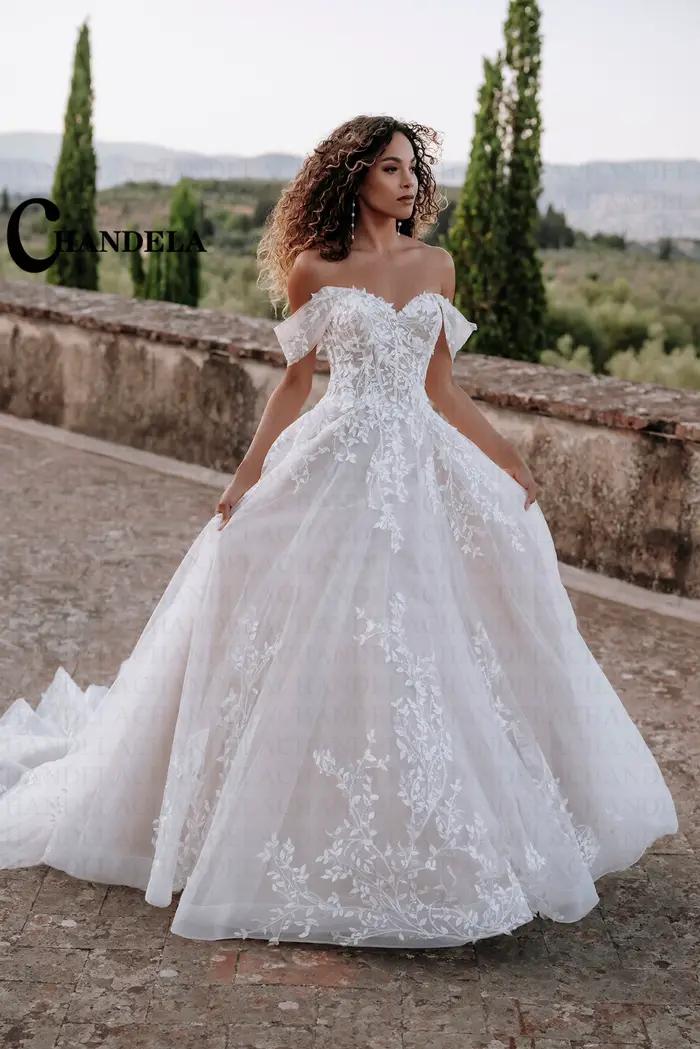 CHANDELA robe De mariée à la mode pour les femmes hors De l'épaule fermeture éclair dentelle Appliques brosse Train Vestido De Casamento personnalisé