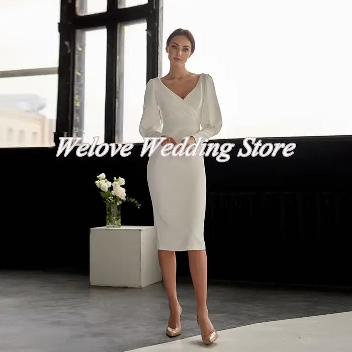 Robe de mariée courte civile pour femme manches longues longueur au genou col en V