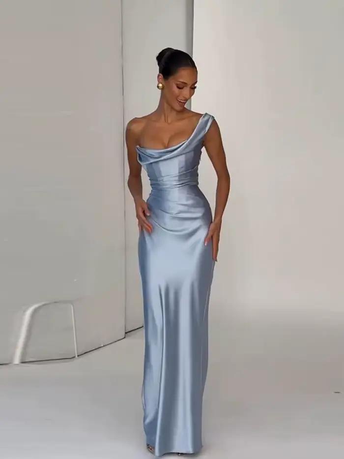Robe de soirée longue asymétrique en satin pour femme