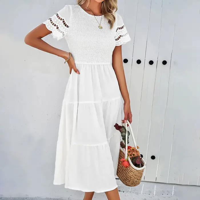 Robe en dentelle évidée à manches courtes pour femmes