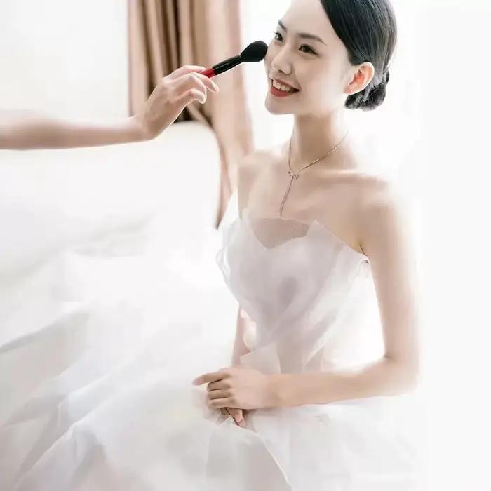 Robe De mariée moderne