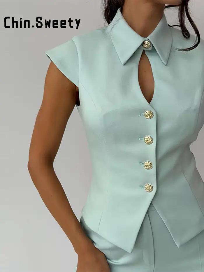 Ensemble chic pour femme : haut cintré à revers ajouré à manches courtes et pantalon large