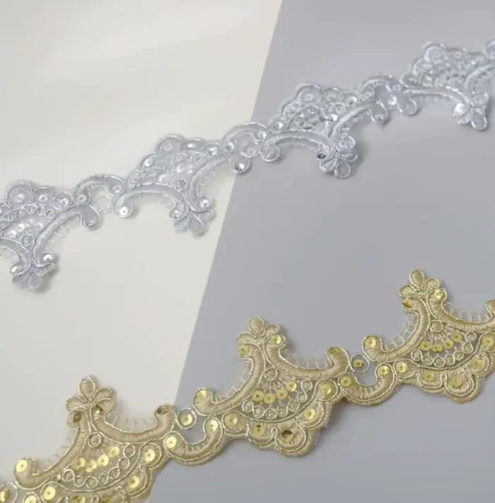 Robe de mariée en dentelle brodée avec paillettes 4 couleurs pour femmes grandes occasions spéciales