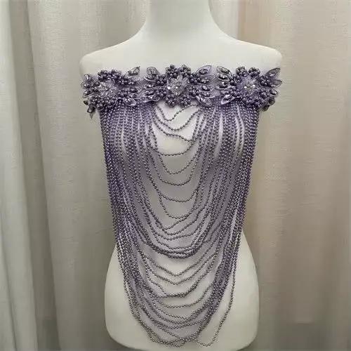 Nouvelle robe glamour perlée robuste avec embellissements devant