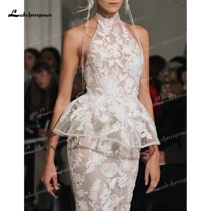 Robe de mariée sirène moderne à col halter et encolure haute