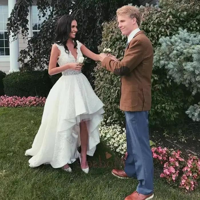 Robe de mariée vintage à col en V