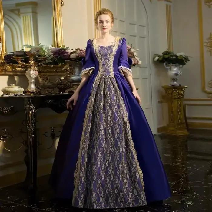 Robe de bal victorienne médiévale