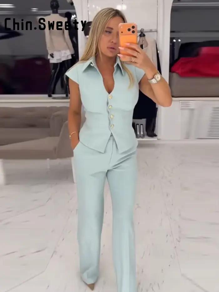 Ensemble chic pour femme : haut cintré à revers ajouré à manches courtes et pantalon large