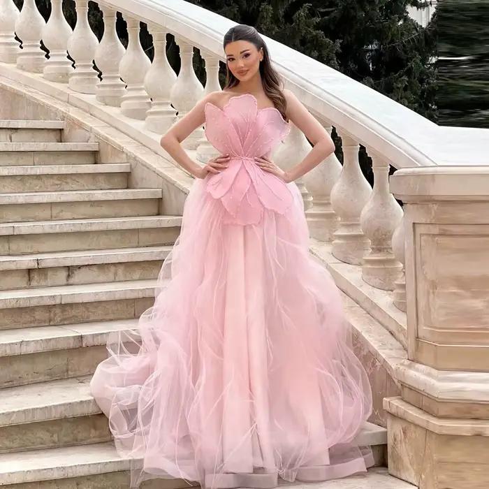 Nouvelle Robe de Bal Rose sans Bretelles à Fleurs, Coupe A-line en Tulle, Robe de Soirée Scintillant