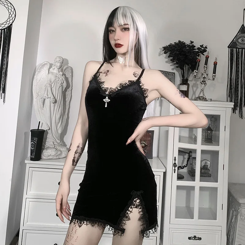 Mini robe noire croisée foncée, Vintage, Sexy, bretelles Spaghetti, taille haute, fente latérale, Go
