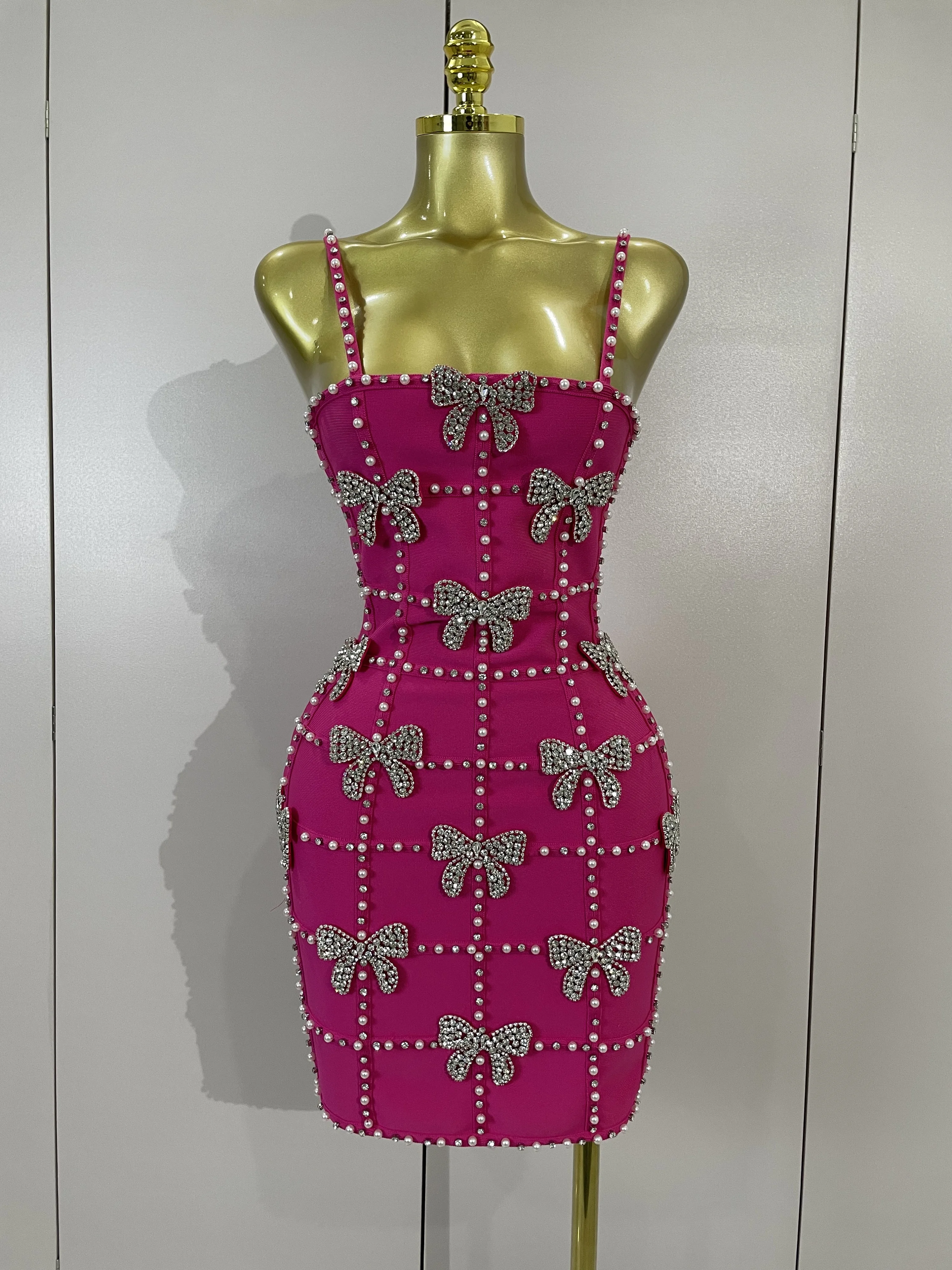 Robes mini en tricot élégantes et luxueuses pour femmes, avec nœuds, diamants et perles, pour soirée