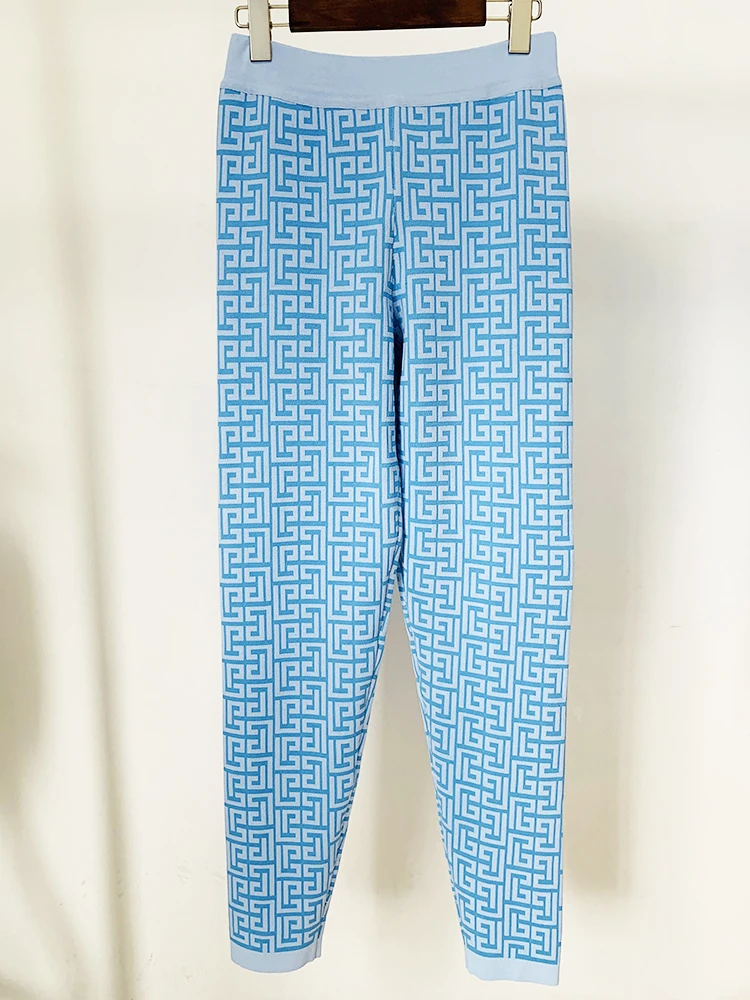 Pull en maille jacquard géométrique à monogramme pour femme, nouvelle collection 2026, tendance de l