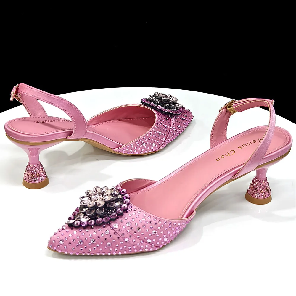 Venus Chan Ensemble de chaussures et de sacs papillon rose au design italien élégant pour femme – Pa