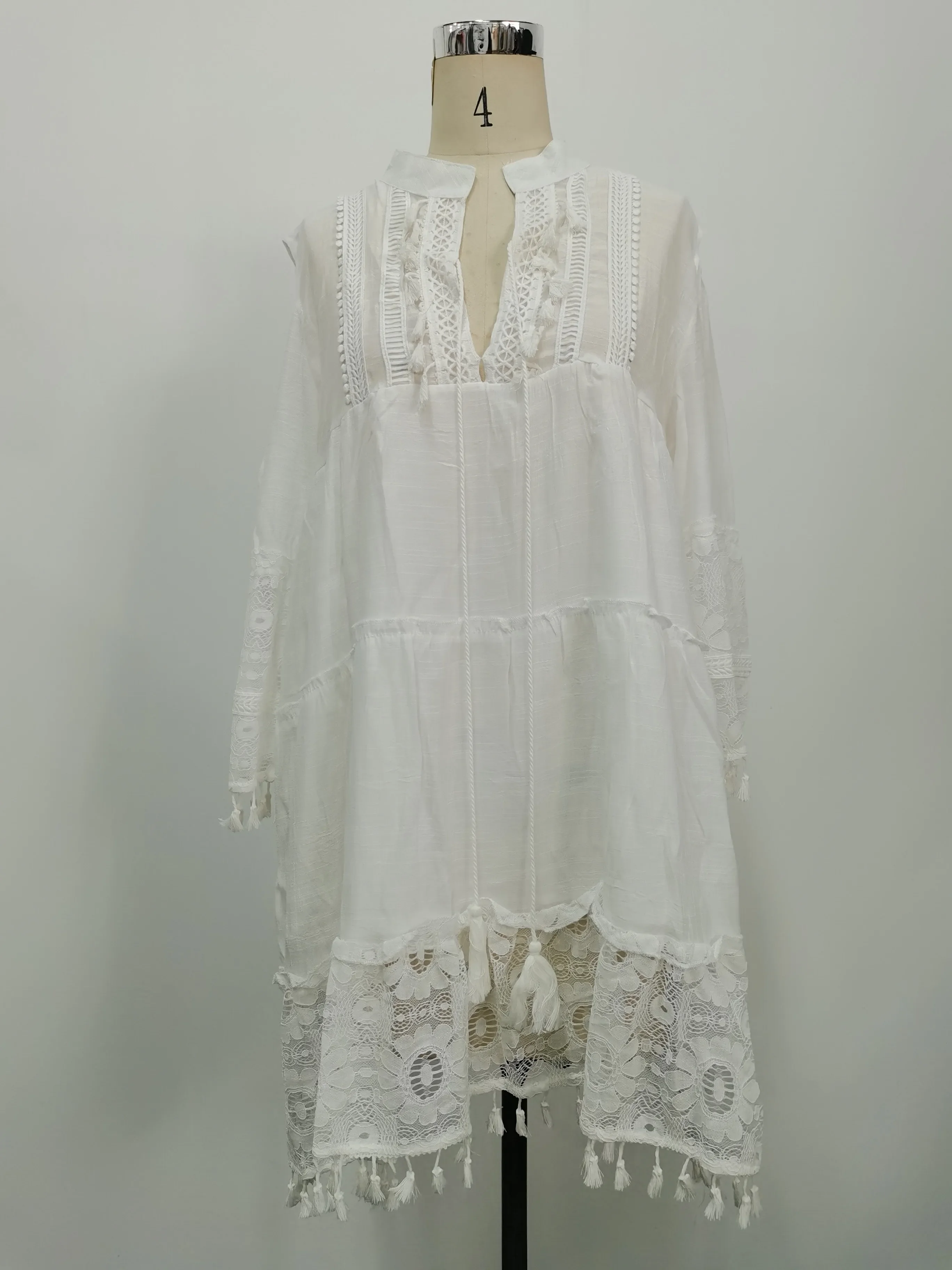 Mini robe en dentelle style bohème pour femmes, col en V, manches longues, courte, gland, adt décont