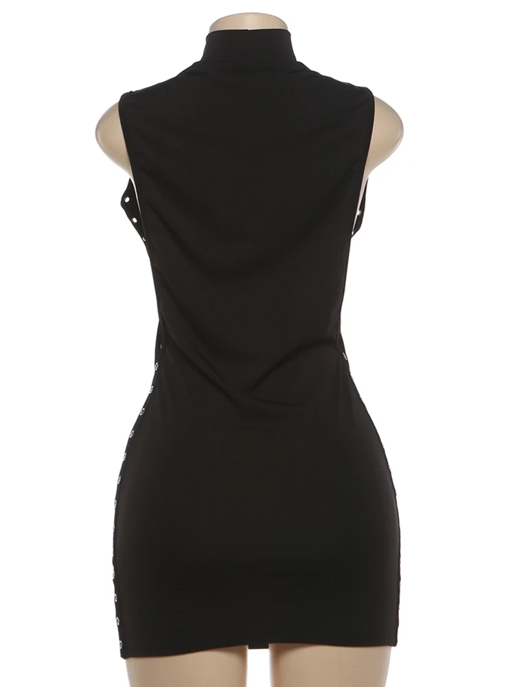 Robe mini Kliou à design creux sur le côté, col rond, sans manches, avec anneaux métalliques décorat