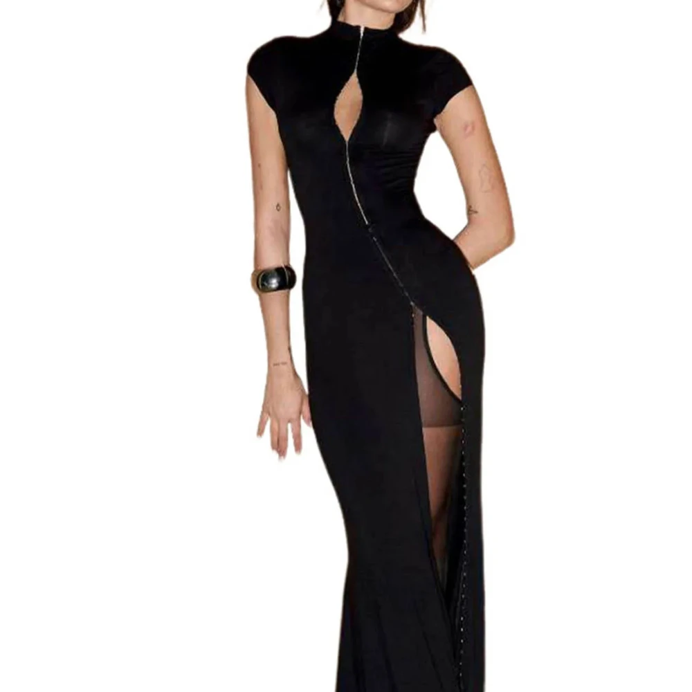 Robe longue noire à fente haute, col semi-montant, fermeture éclair, coupe ajustée, style jupe longu