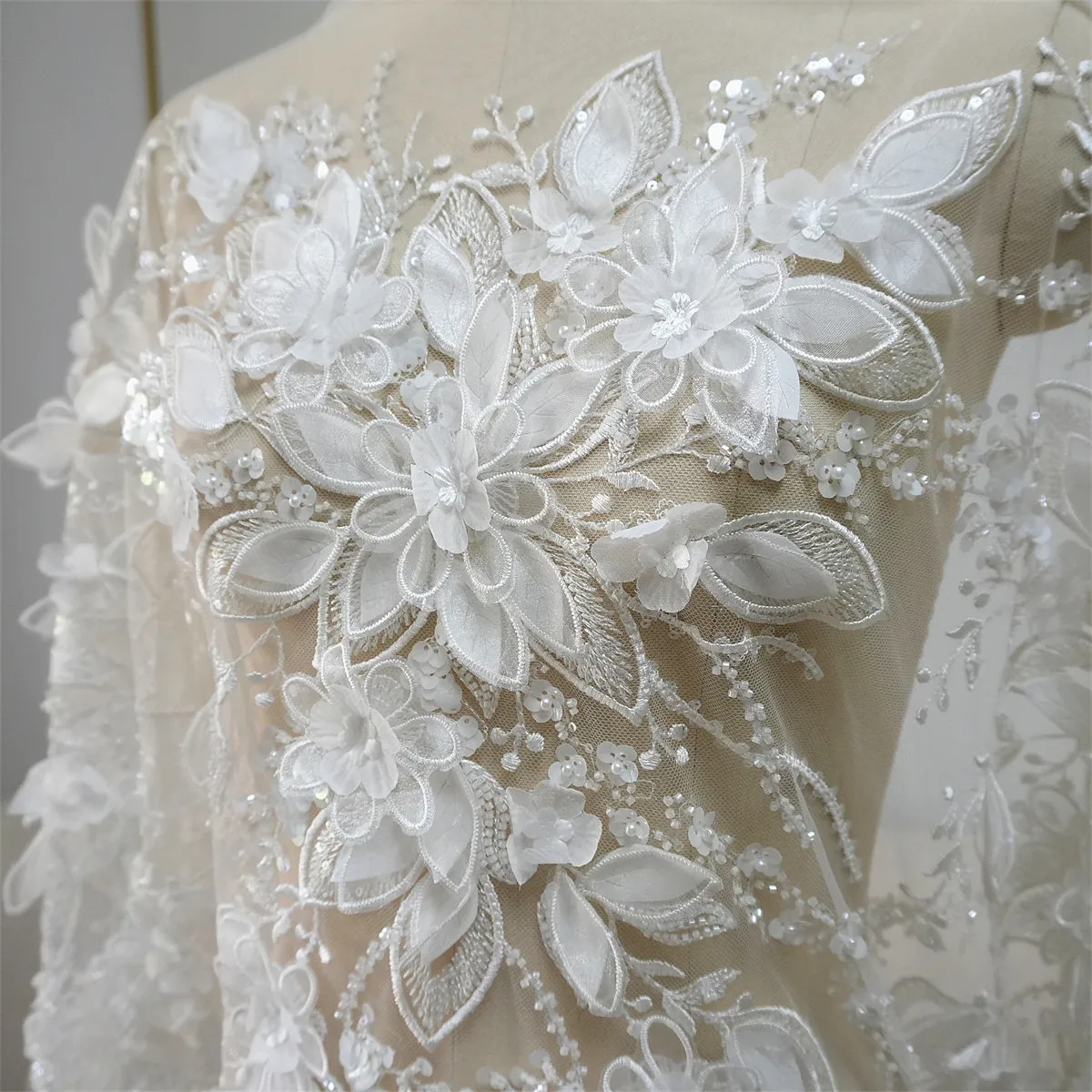 Robe de mariée en Tulle, tissu à fleurs 3D brodé en dentelle à paillettes appliquées