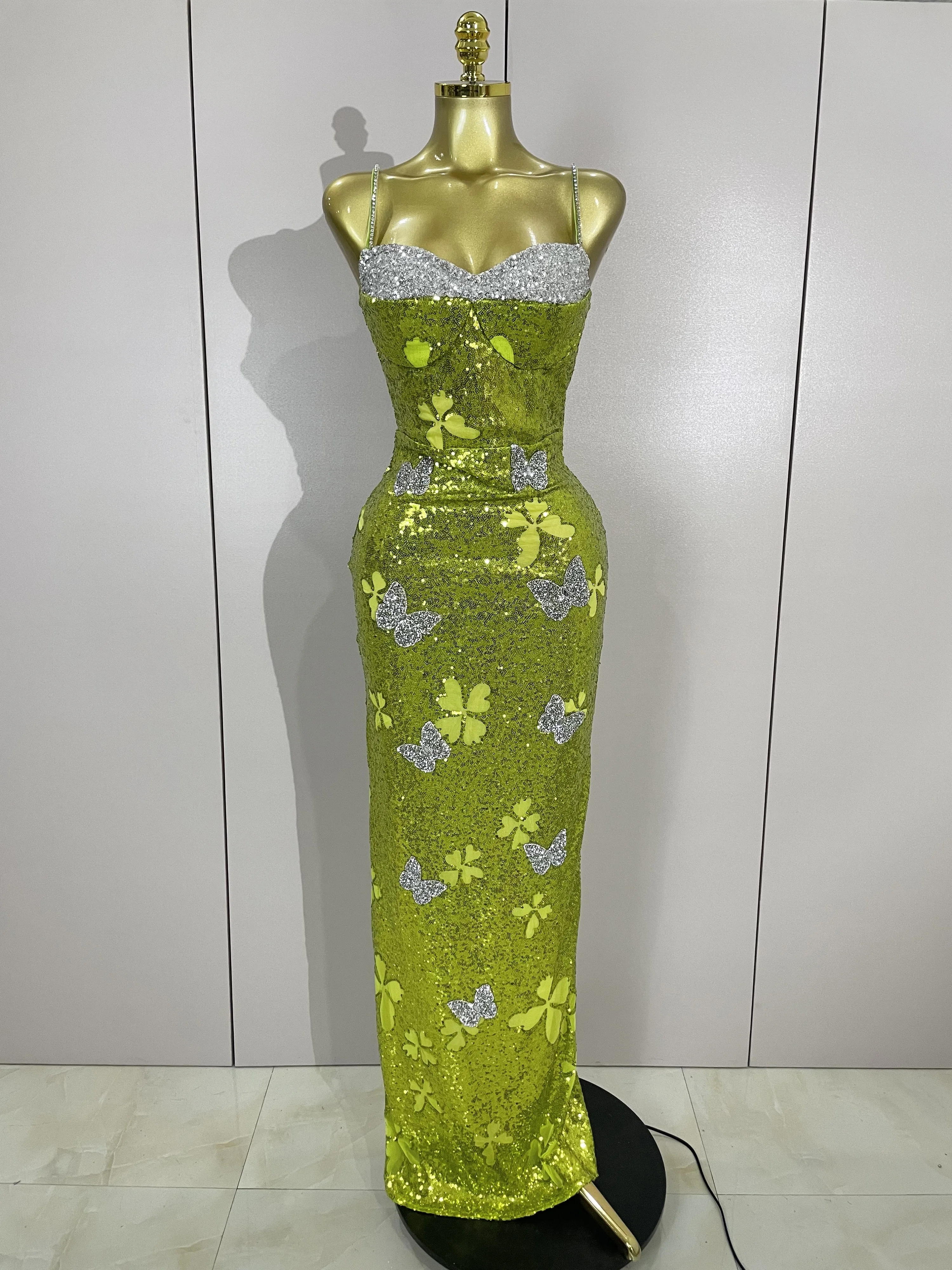 Élégant brillant papillon cristal Sexy licou vert moulante longue robe femmes célébrer soirée fête d
