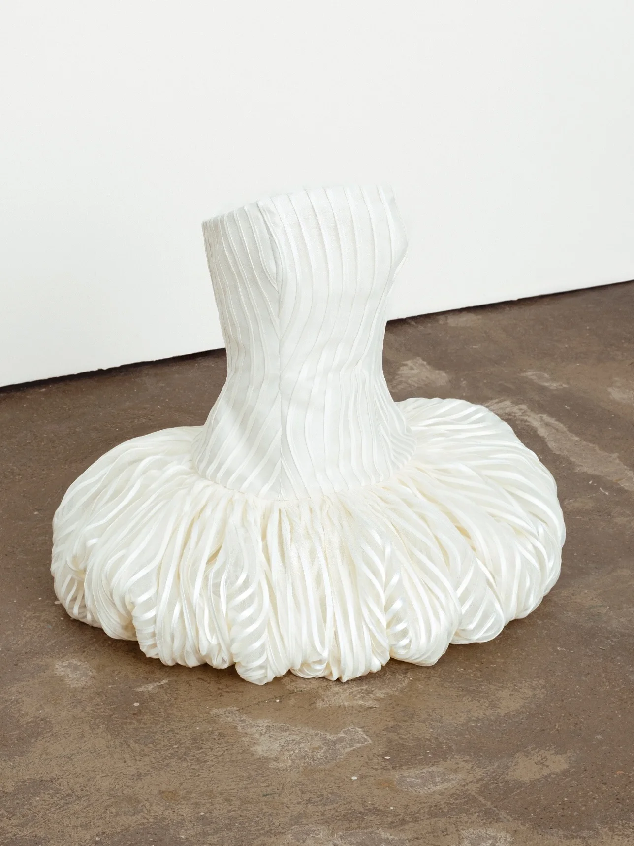 Nouvelle Robe Courte Blanche Plissée sans Bretelles pour Femme 2026, Robe de Cocktail à Ourlet Bulle