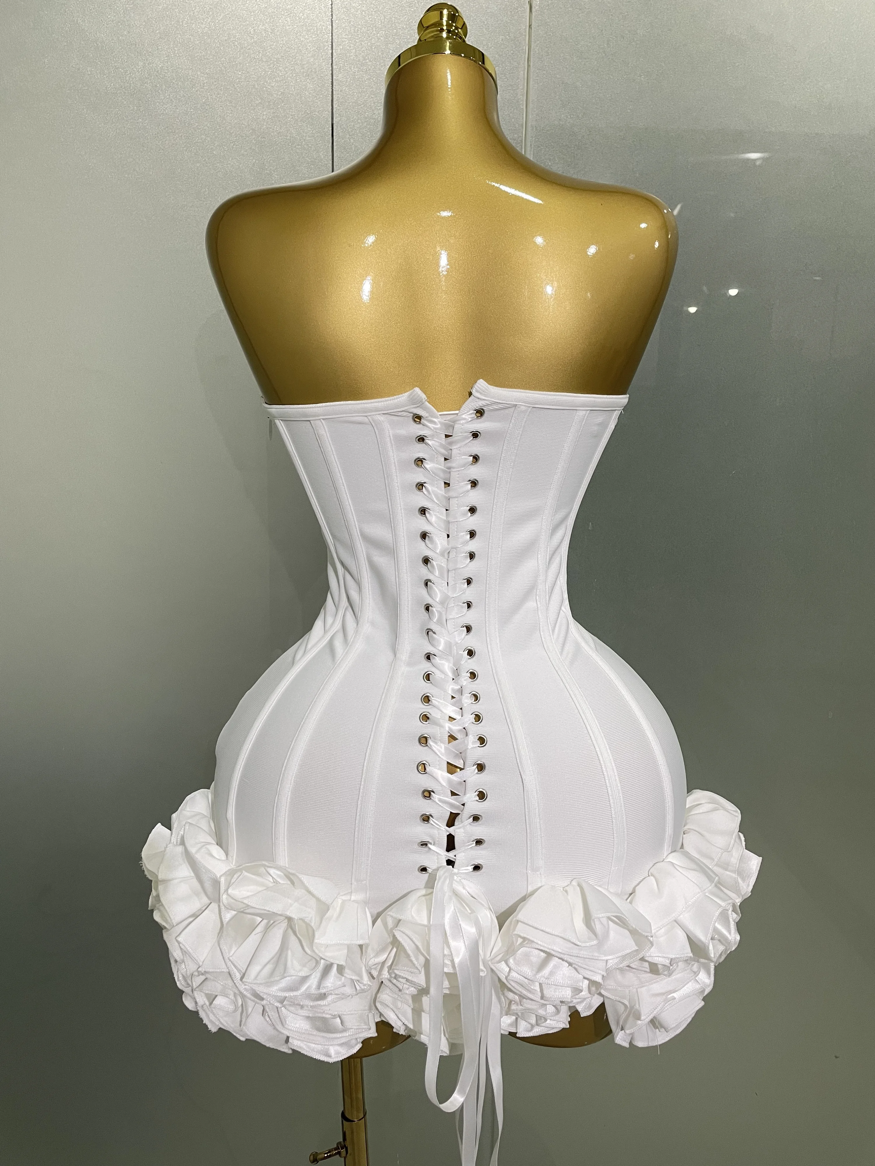Robe de soirée à bandes pour femmes, sans bretelles, moulante, fleurs, Mini célébrité, Sexy, robes d