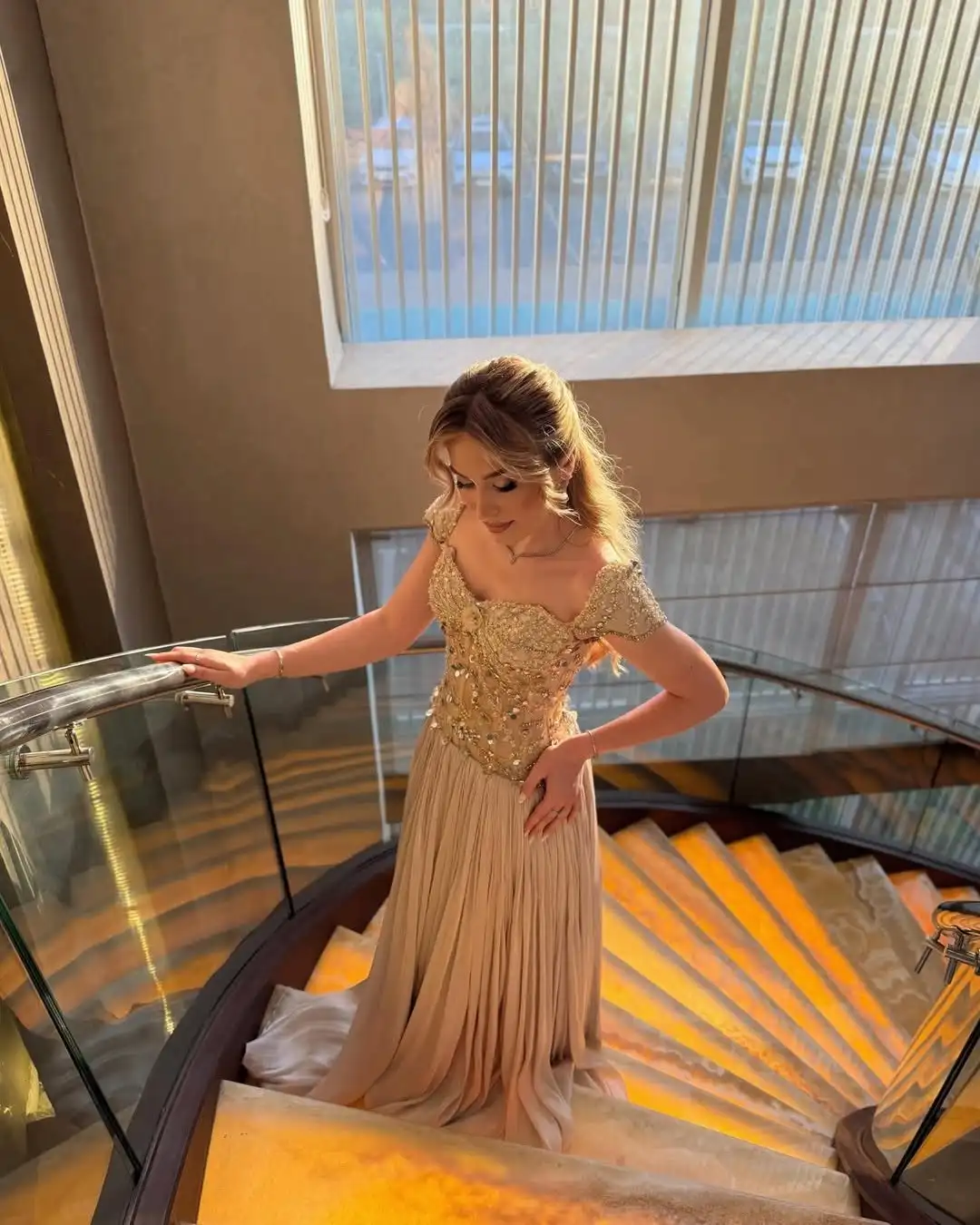 Robe de soirée avec décolleté en cœur et manches courtes, robe de soirée élégante pour invitées de m