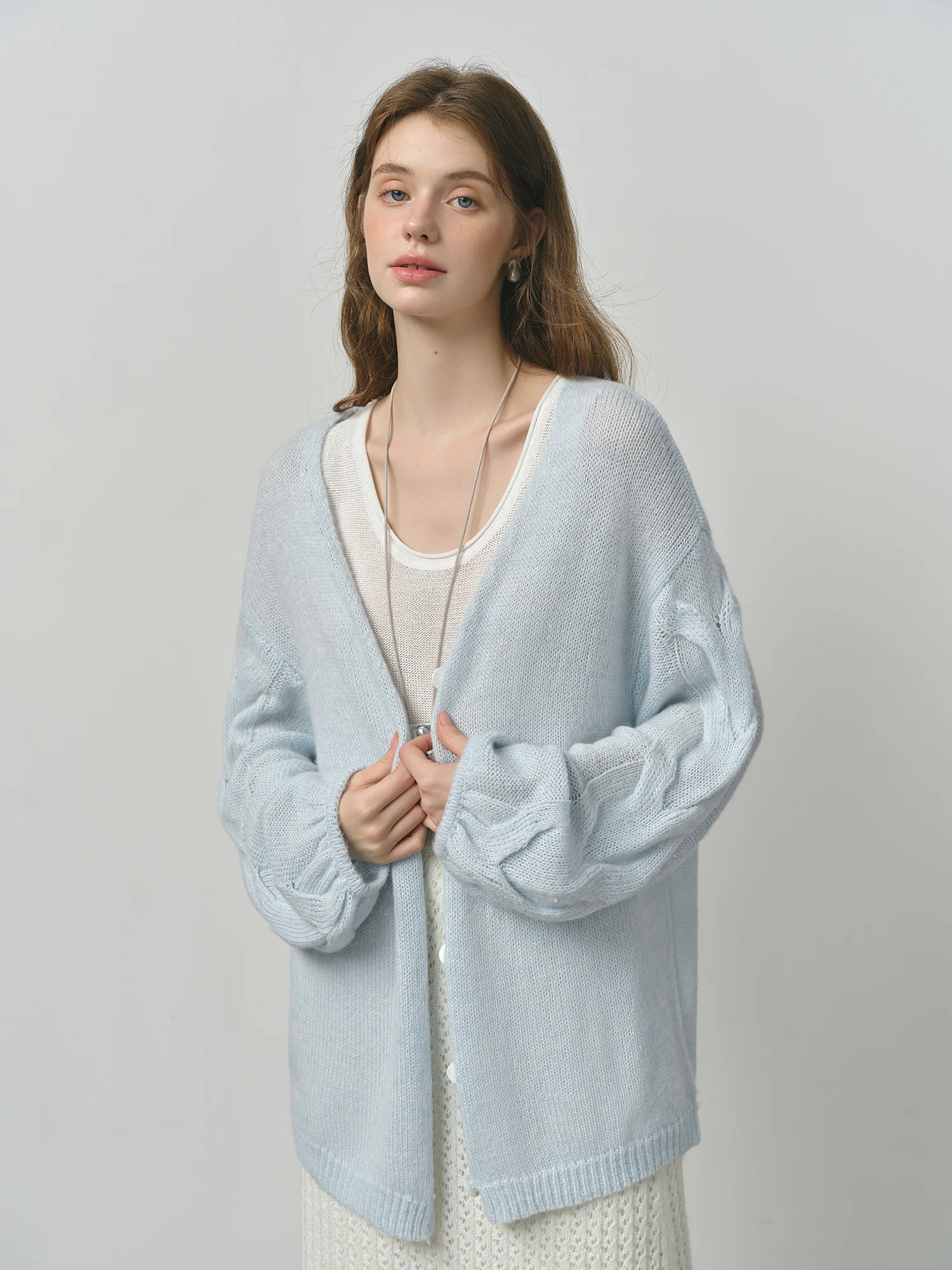 FSLE laine d'alpaga lâche paresseux câble tricoté col en v Cardigan veste femme automne 2025 nouveau
