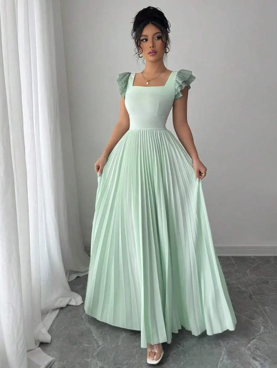 Robe maxi élégante à col carré vert menthe, manches à volants et plissée