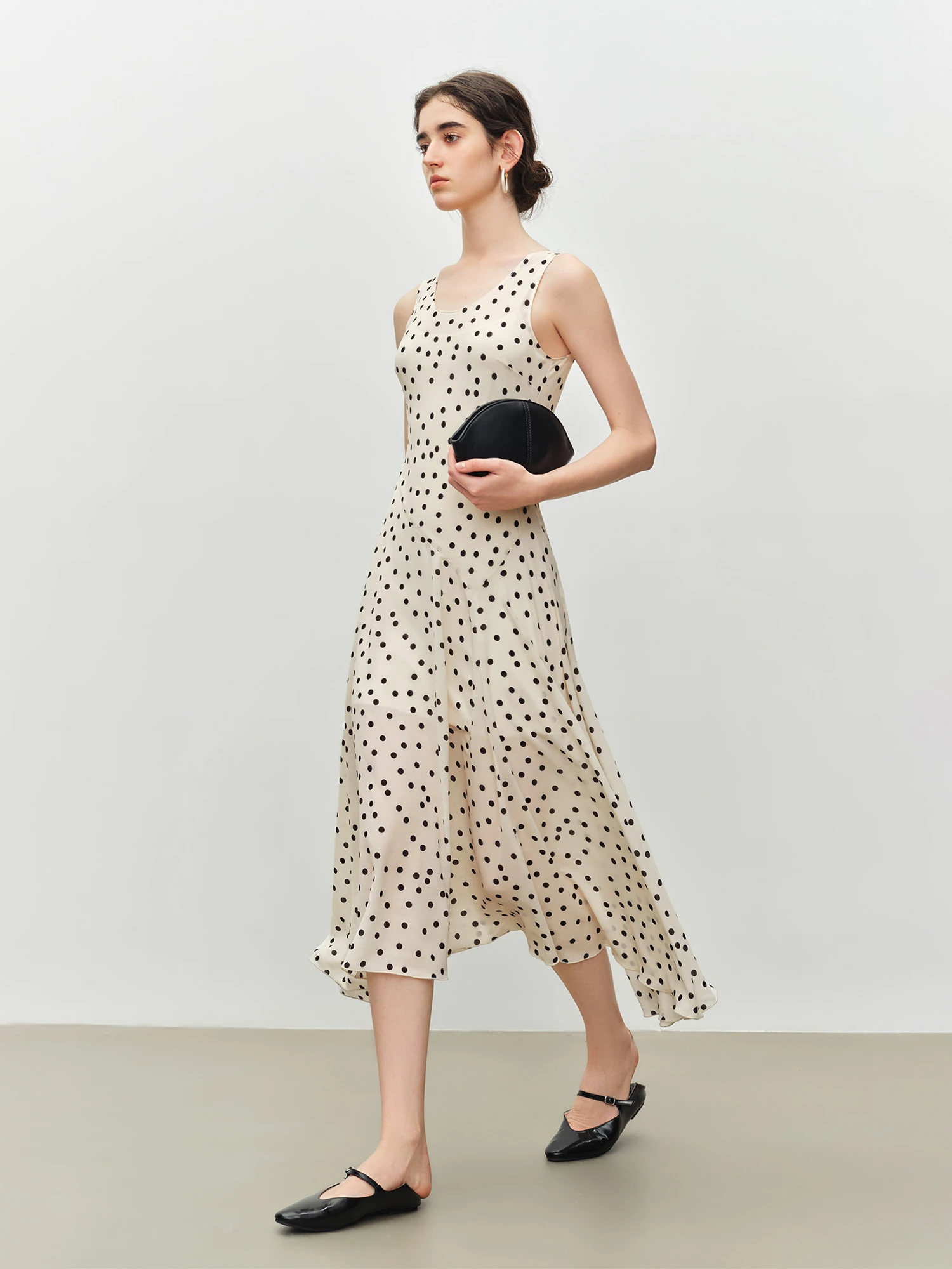 Robe nuisette diagonale rétro à pois en mousseline ZIQIAO pour femme, nouveau style été 2026, robe g
