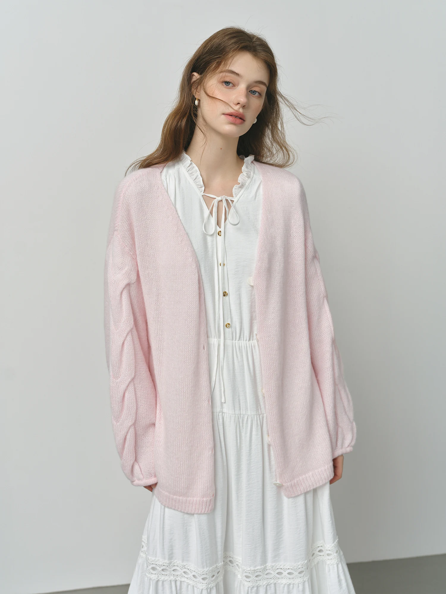FSLE laine d'alpaga lâche paresseux câble tricoté col en v Cardigan veste femme automne 2025 nouveau