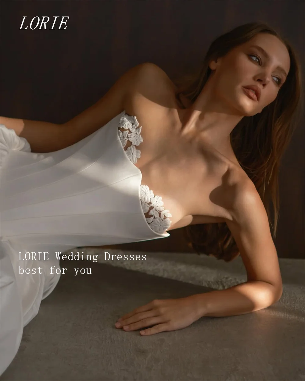 Robe de mariée civile LORIE de luxe en dentelle, coupe trapèze, simple, épaules dénudées, élégante,