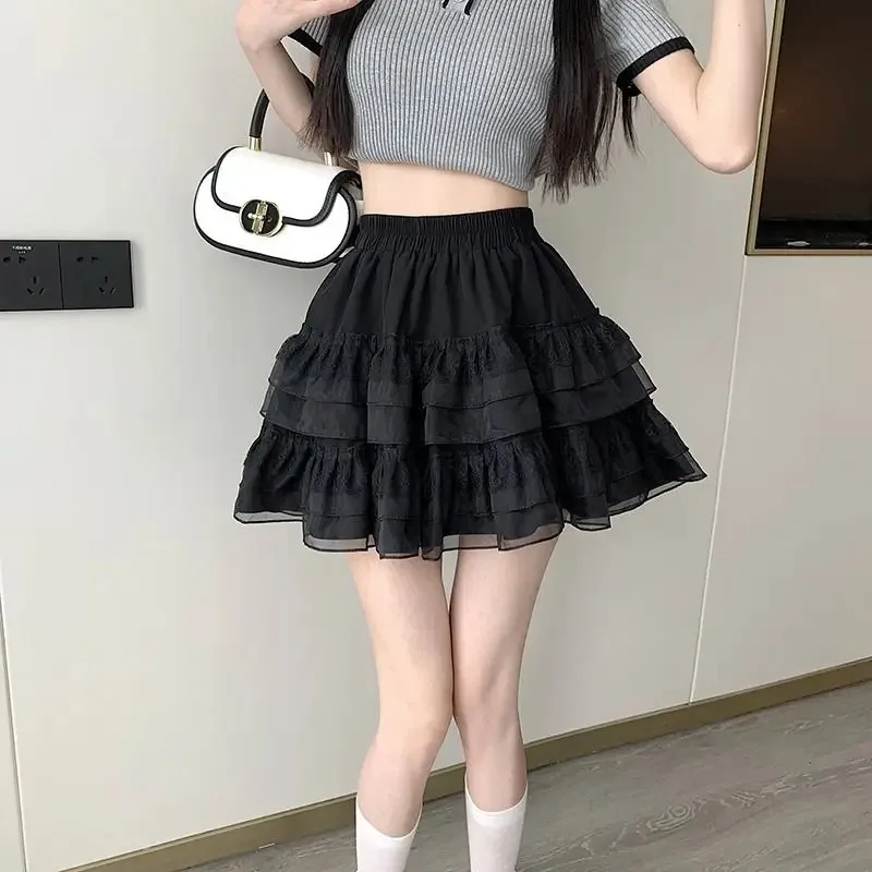 Nouveau dans les vêtements doux coréen décontracté été tendance blanc dentelle gâteau Mini jupe Ball