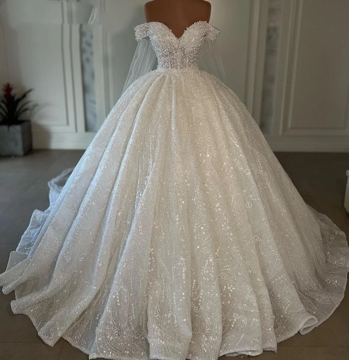 Robes de mariée Flavinke personnalisées, luxueuses et élégantes, style A-line, col cœur, avec perles