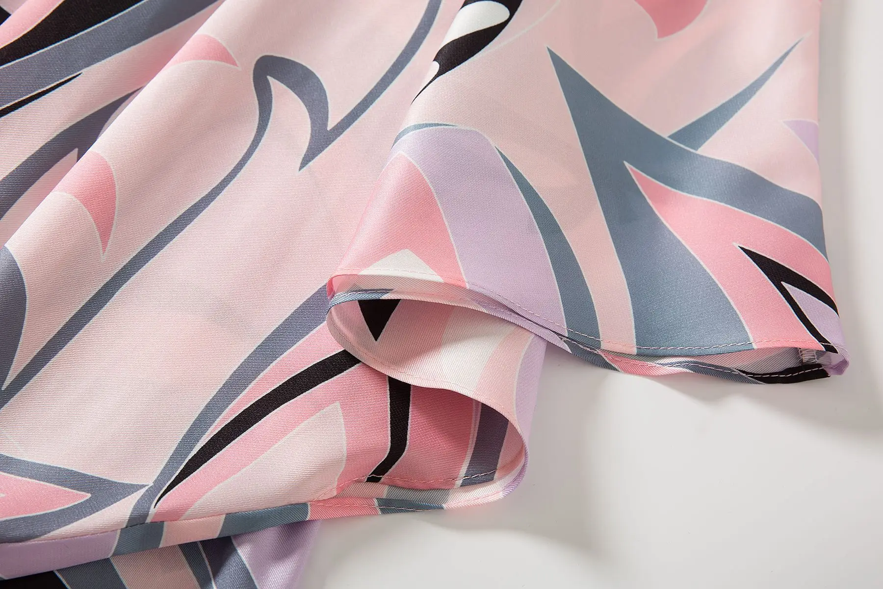 Robe caftan de créateur de luxe 2025 |   Robe de plage longue en soie surdimensionnée pour femme |  