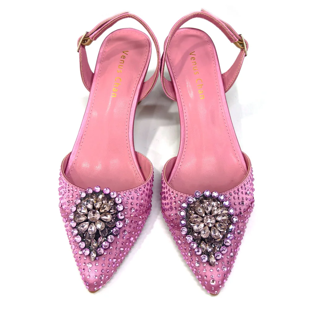 Venus Chan Ensemble de chaussures et de sacs papillon rose au design italien élégant pour femme – Pa