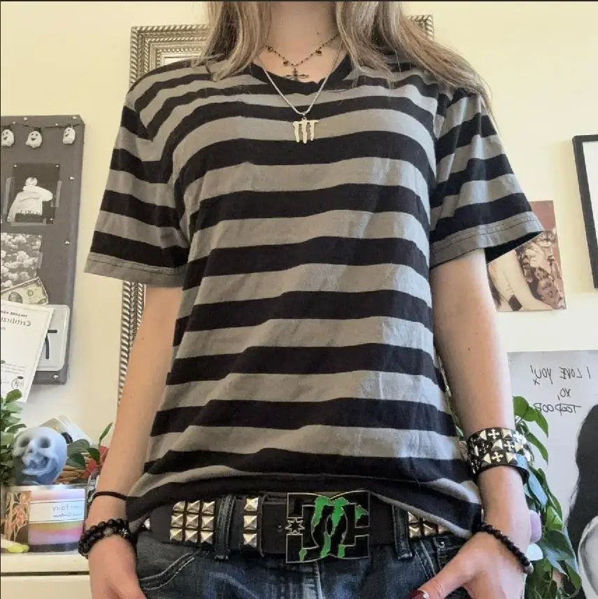 Femmes Y2k Grunge chemises rayé Baggy col rond manches courtes Emo hauts 2000s Harajuku Vintage adol