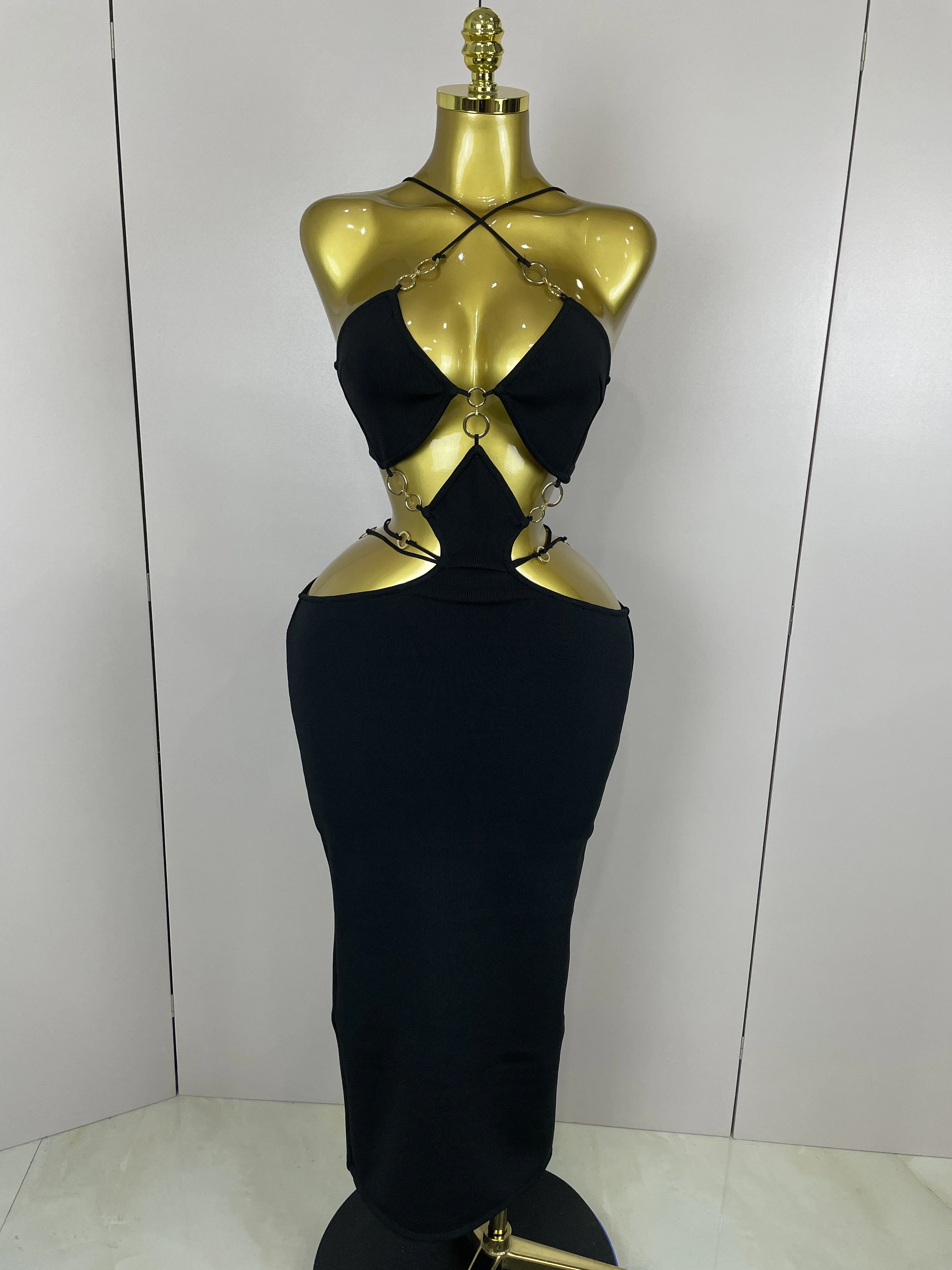 Sexy licou évider sans manches noir rouge moulante longue robe de pansement 2025 femmes célébrer élé