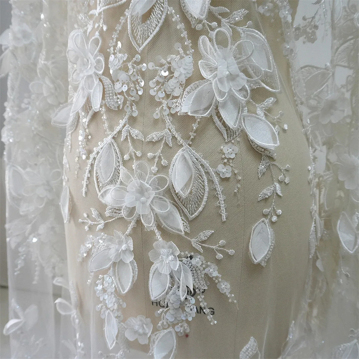 Robe de mariée en Tulle, tissu à fleurs 3D brodé en dentelle à paillettes appliquées