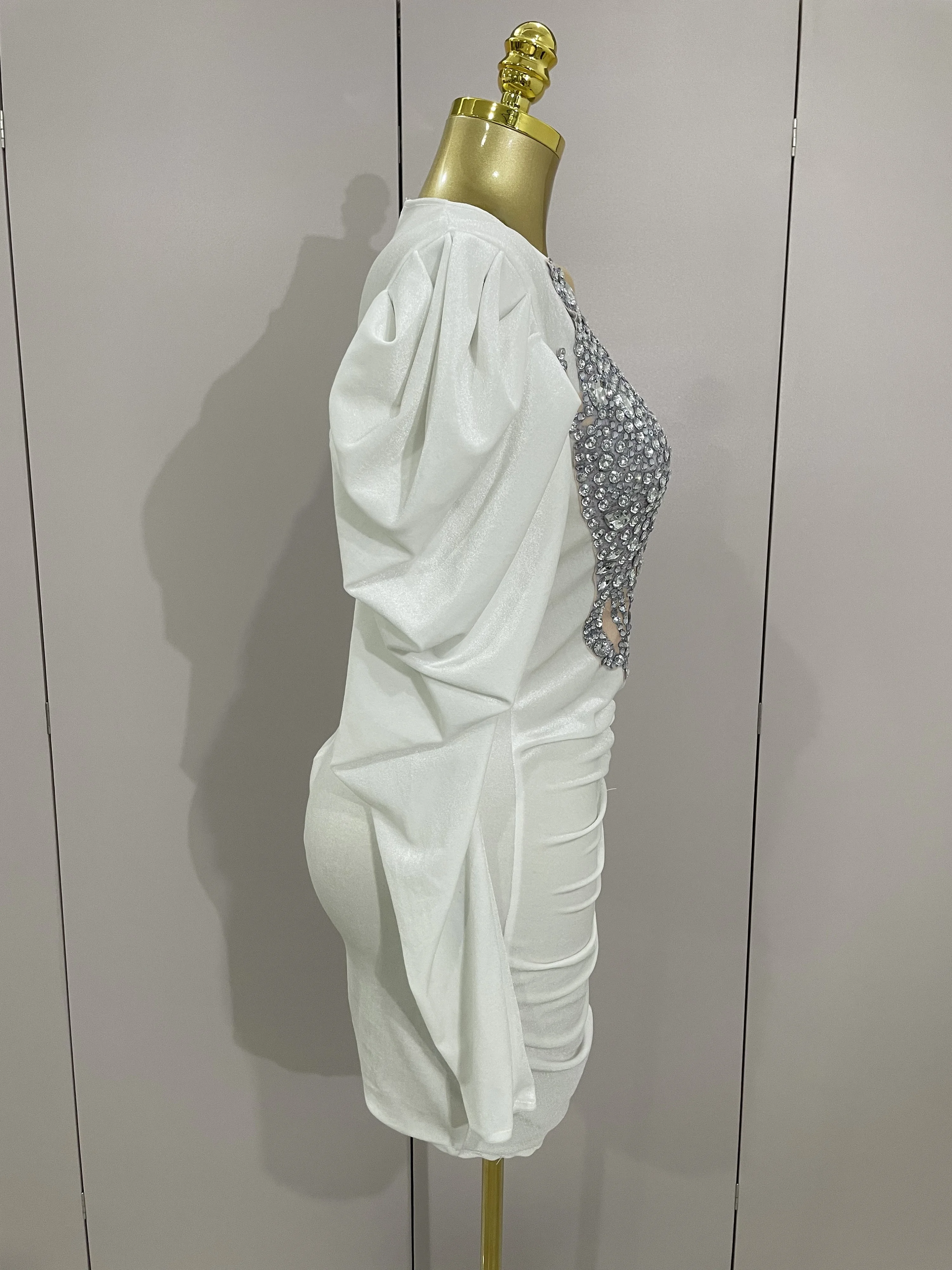 Robe courte de luxe en velours blanc pour femmes, cristaux scintillants, maille Sexy, élégante, robe