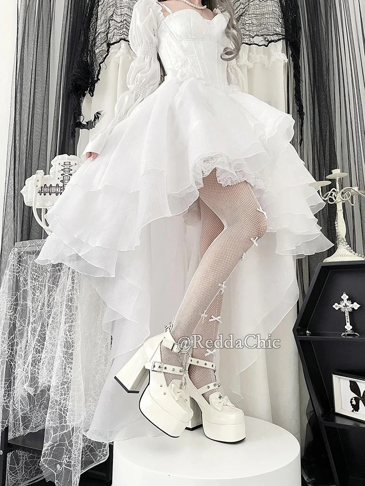 REDDACHiC Robe de soirée princesse pour femmes, broderie florale blanche, manches bouffantes, dos nu