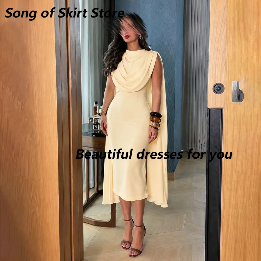 Robe de soirée courte élégante avec cape personnalisée, col rond, en jersey, longueur genou, style s