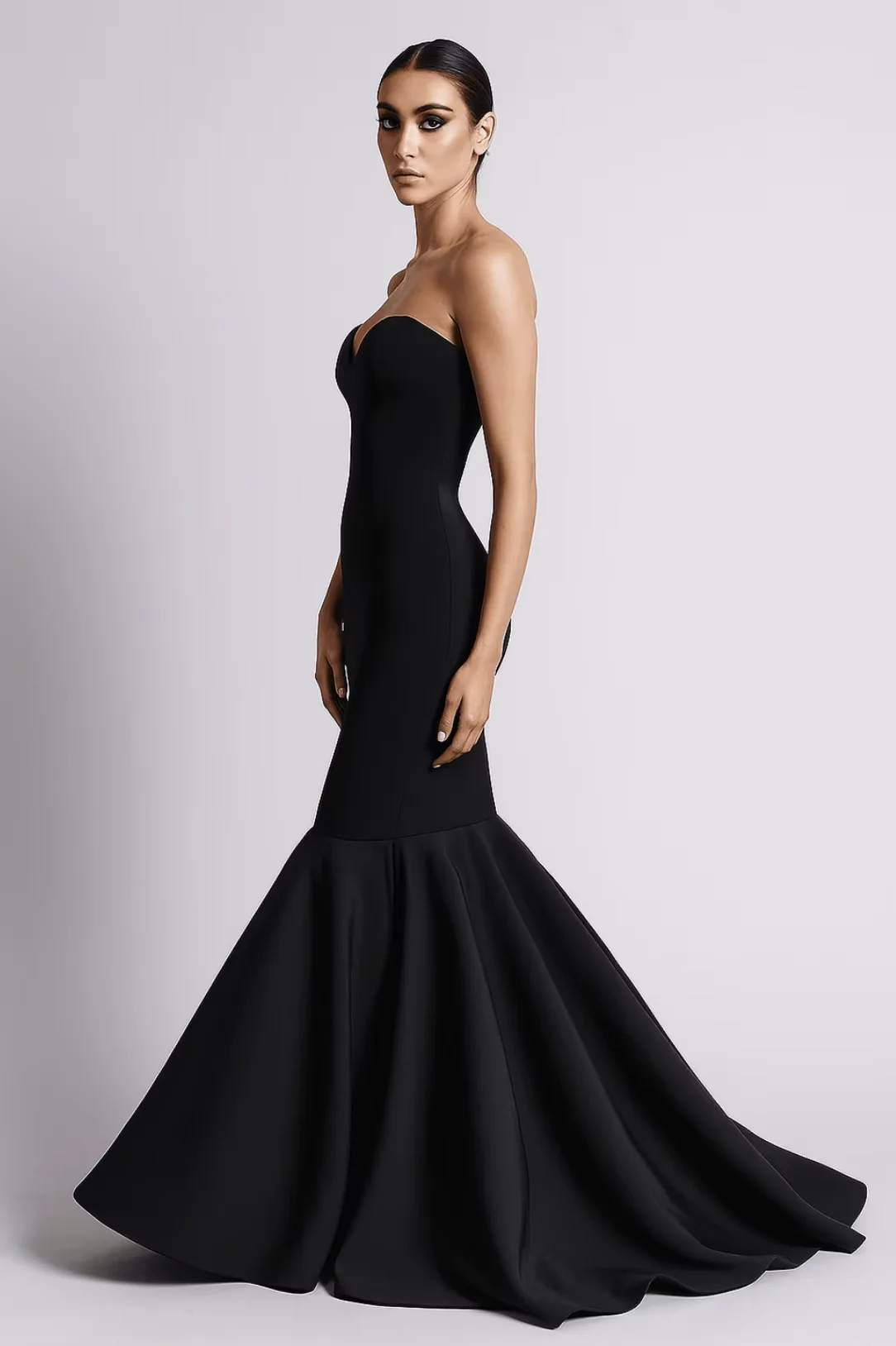 Robes de soirée luxueuses sans bretelles noires sexy pour femmes