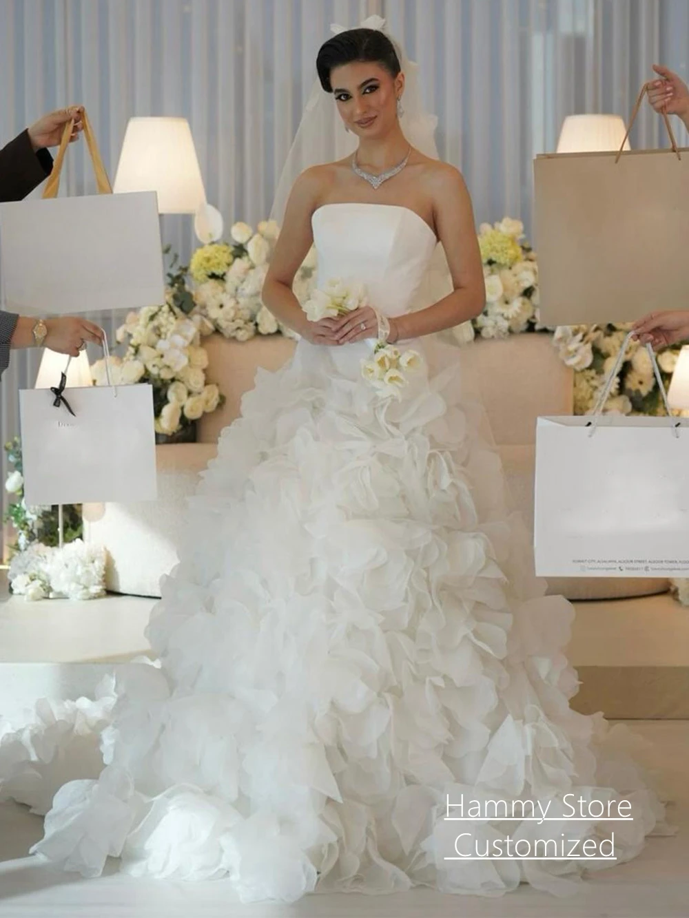 Robe de mariée personnalisée avec fleurs